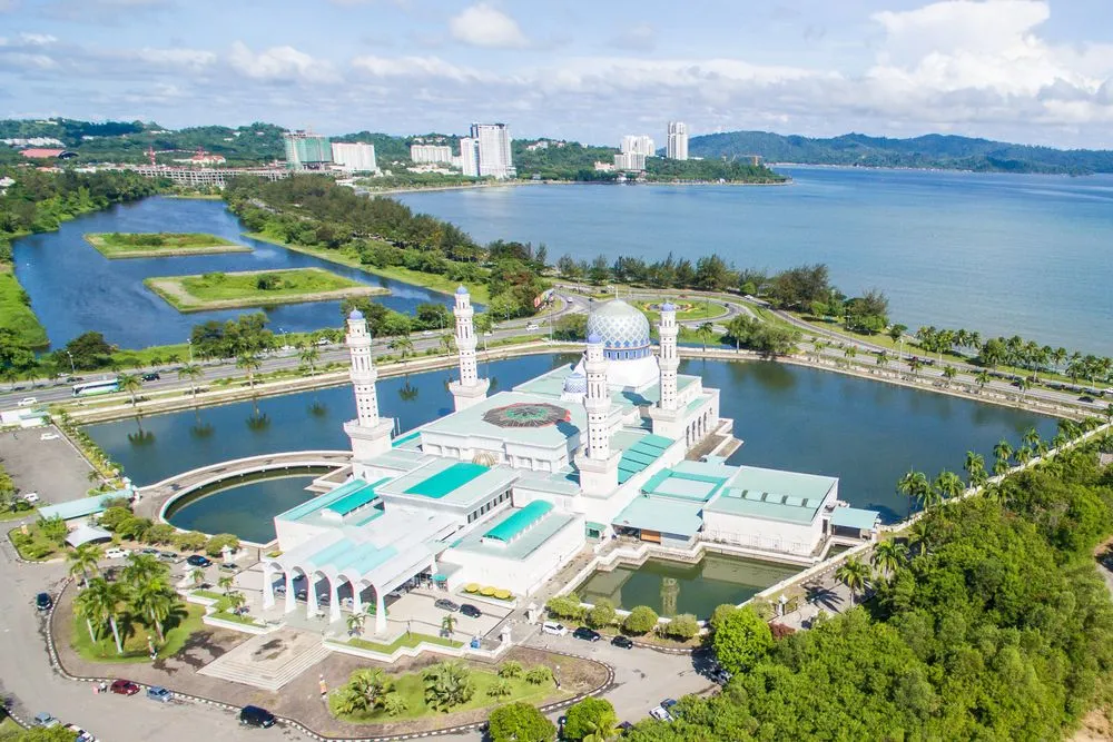 Discover Borneo: A Malaysia Sabah Road Trip Adventure