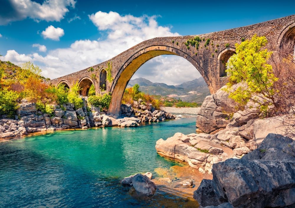 View in Mes Bridge (Ura e Mesit)