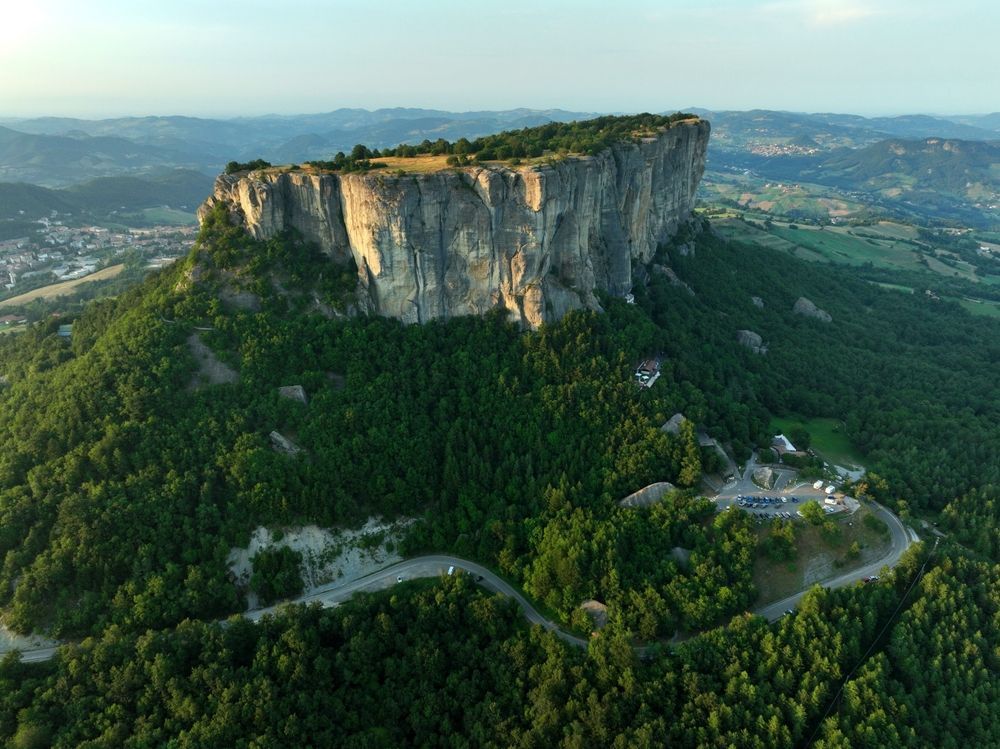 View in Pietra di Bismantova