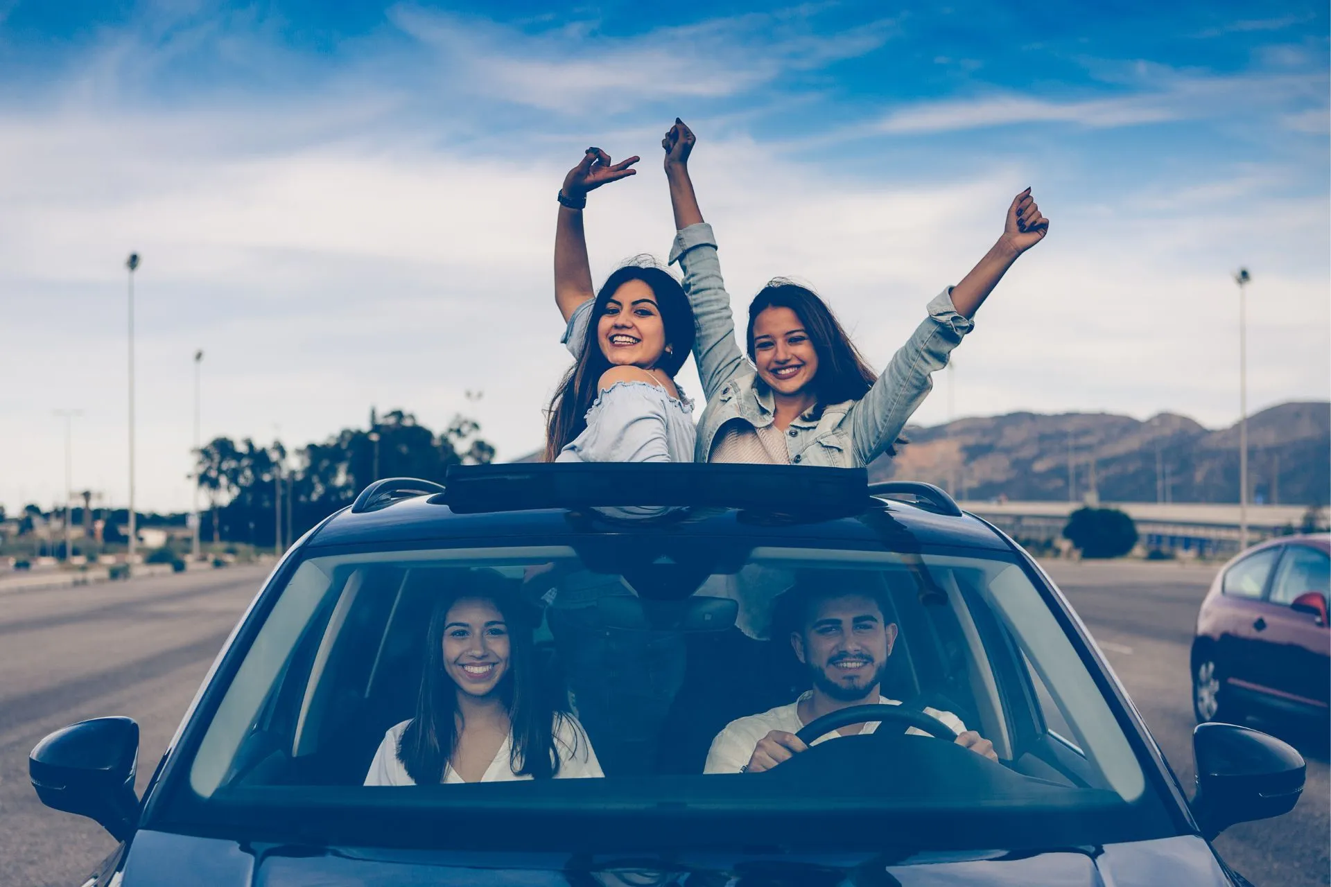 Which is the best road trip car? The top 5 suggestions regarding your travel style